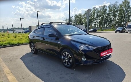 Hyundai Solaris II рестайлинг, 2021 год, 1 630 000 рублей, 2 фотография