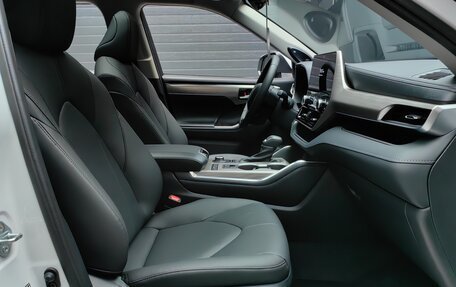 Toyota Highlander, 2025 год, 5 150 000 рублей, 27 фотография