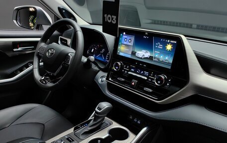 Toyota Highlander, 2025 год, 5 150 000 рублей, 26 фотография