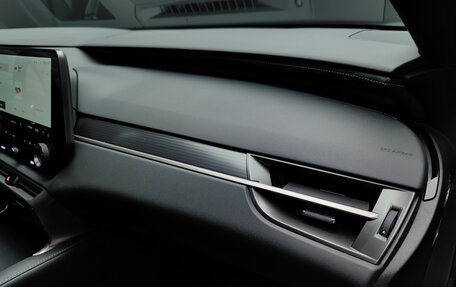 Lexus RX IV рестайлинг, 2024 год, 12 700 000 рублей, 39 фотография