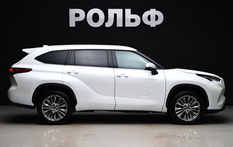 Toyota Highlander, 2025 год, 5 450 000 рублей, 6 фотография