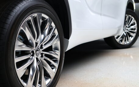Toyota Highlander, 2025 год, 5 450 000 рублей, 8 фотография