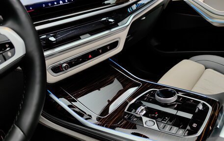 BMW X7, 2024 год, 15 000 000 рублей, 29 фотография