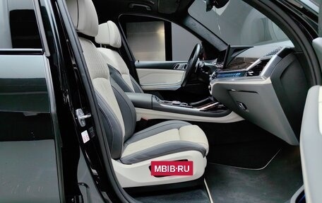 BMW X7, 2024 год, 15 000 000 рублей, 25 фотография