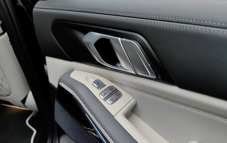 BMW X7, 2024 год, 15 000 000 рублей, 32 фотография