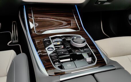 BMW X7, 2024 год, 15 000 000 рублей, 33 фотография