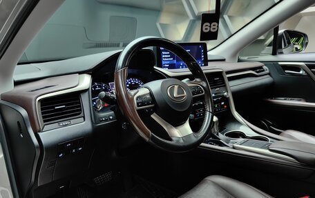 Lexus RX IV рестайлинг, 2019 год, 4 800 000 рублей, 14 фотография