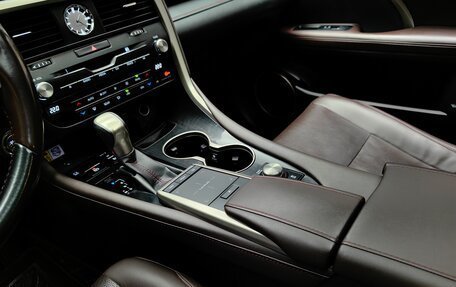Lexus RX IV рестайлинг, 2019 год, 4 800 000 рублей, 28 фотография