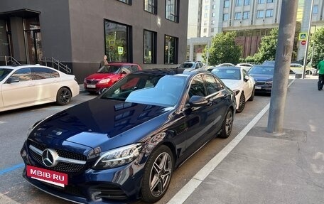Mercedes-Benz C-Класс, 2018 год, 3 350 000 рублей, 4 фотография
