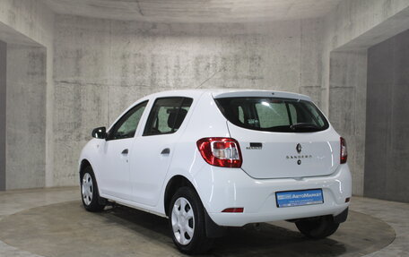 Renault Sandero II рестайлинг, 2017 год, 796 000 рублей, 12 фотография