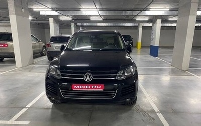 Volkswagen Touareg III, 2011 год, 2 200 000 рублей, 1 фотография