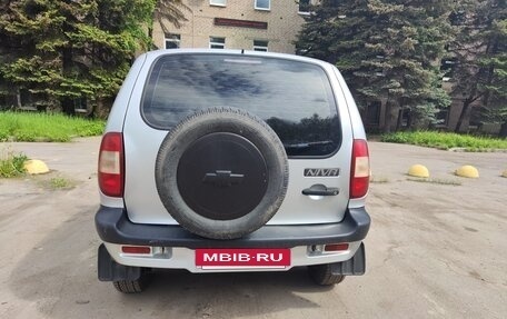 Chevrolet Niva I рестайлинг, 2006 год, 420 000 рублей, 3 фотография