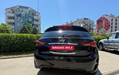Infiniti FX II, 2012 год, 2 200 000 рублей, 2 фотография