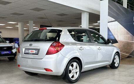 KIA cee'd I рестайлинг, 2009 год, 530 000 рублей, 2 фотография
