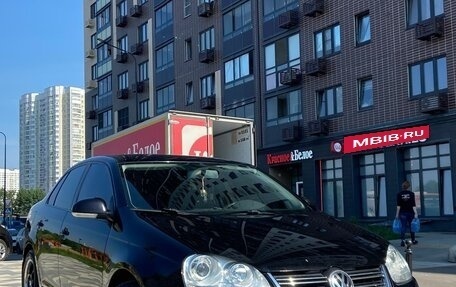 Volkswagen Jetta VI, 2008 год, 750 000 рублей, 2 фотография