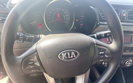 KIA Rio III рестайлинг, 2013 год, 815 000 рублей, 10 фотография