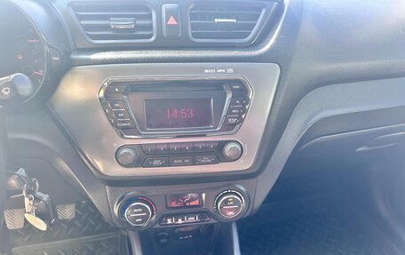 KIA Rio III рестайлинг, 2013 год, 815 000 рублей, 12 фотография