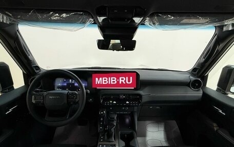 Toyota Land Cruiser Prado, 2024 год, 10 200 000 рублей, 14 фотография