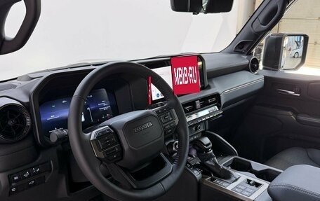 Toyota Land Cruiser Prado, 2024 год, 10 200 000 рублей, 13 фотография