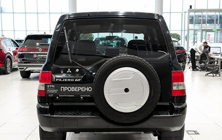 Mitsubishi Pajero iO, 2006 год, 750 000 рублей, 10 фотография