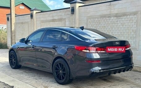 KIA Optima IV, 2019 год, 1 700 000 рублей, 2 фотография