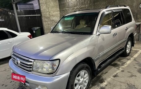 Toyota Land Cruiser 100 рестайлинг 2, 2000 год, 1 600 000 рублей, 4 фотография