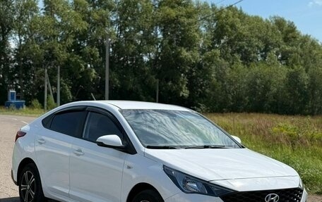 Hyundai Solaris II рестайлинг, 2022 год, 1 230 000 рублей, 11 фотография