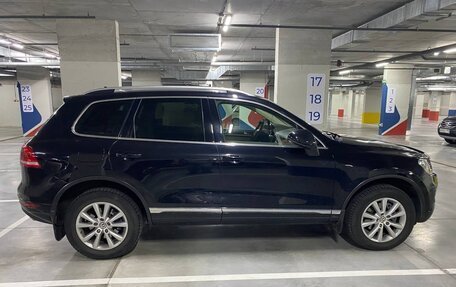 Volkswagen Touareg III, 2011 год, 2 200 000 рублей, 7 фотография