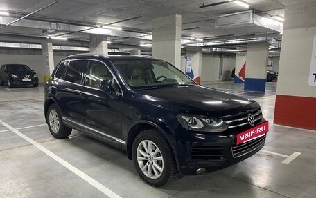 Volkswagen Touareg III, 2011 год, 2 200 000 рублей, 6 фотография