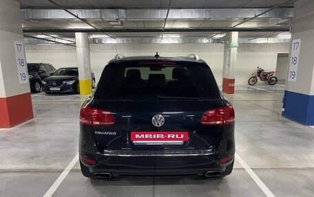 Volkswagen Touareg III, 2011 год, 2 200 000 рублей, 4 фотография