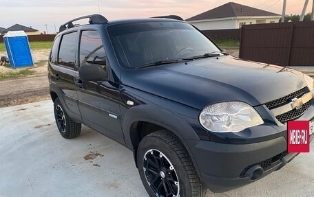 Chevrolet Niva I рестайлинг, 2011 год, 440 000 рублей, 8 фотография