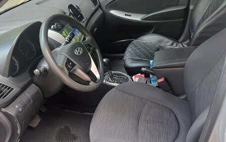 Hyundai Solaris II рестайлинг, 2016 год, 615 000 рублей, 4 фотография