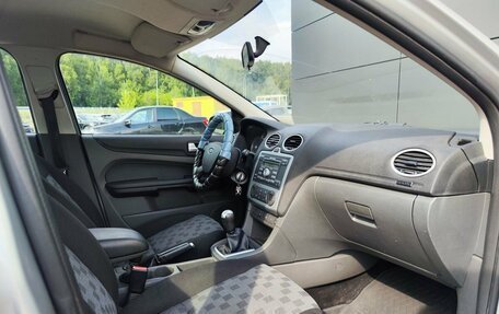 Ford Focus II рестайлинг, 2006 год, 400 000 рублей, 13 фотография