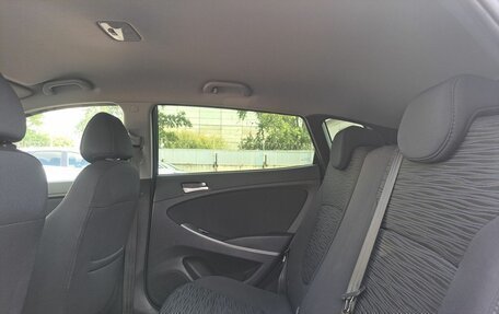Hyundai Solaris II рестайлинг, 2014 год, 989 000 рублей, 15 фотография