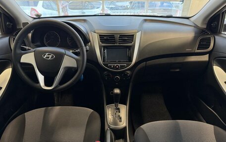 Hyundai Solaris II рестайлинг, 2011 год, 830 000 рублей, 8 фотография
