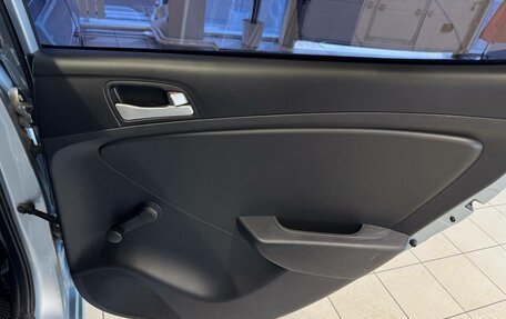 Hyundai Solaris II рестайлинг, 2011 год, 830 000 рублей, 17 фотография