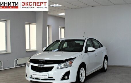 Chevrolet Cruze II, 2014 год, 819 900 рублей, 3 фотография