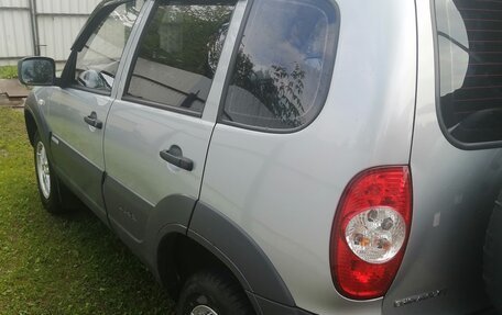 Chevrolet Niva I рестайлинг, 2015 год, 650 000 рублей, 8 фотография
