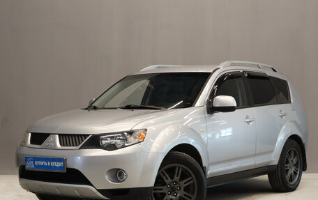 Mitsubishi Outlander III рестайлинг 3, 2008 год, 999 000 рублей, 2 фотография