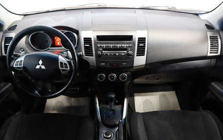 Mitsubishi Outlander III рестайлинг 3, 2008 год, 999 000 рублей, 12 фотография