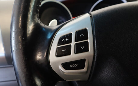 Mitsubishi Outlander III рестайлинг 3, 2008 год, 999 000 рублей, 15 фотография