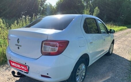Renault Logan II, 2015 год, 650 000 рублей, 4 фотография