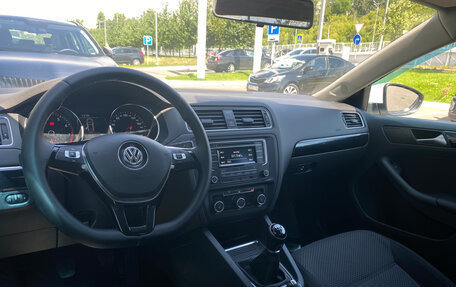 Volkswagen Jetta VI, 2016 год, 1 210 000 рублей, 6 фотография