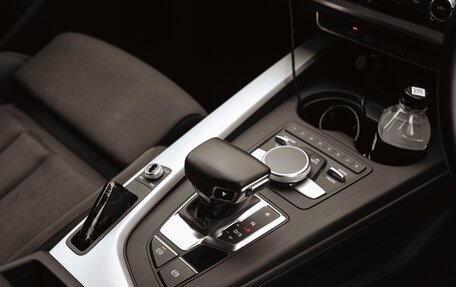 Audi A4, 2017 год, 2 100 000 рублей, 12 фотография
