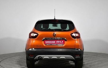 Renault Kaptur I рестайлинг, 2018 год, 1 238 000 рублей, 6 фотография