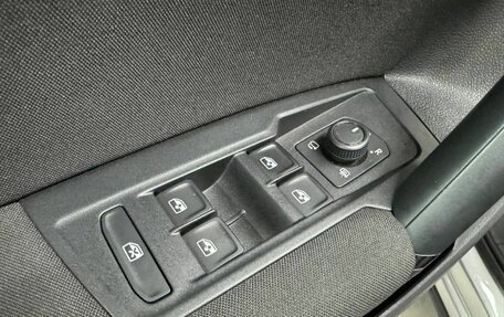 Volkswagen Tiguan II, 2020 год, 4 380 000 рублей, 15 фотография