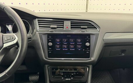 Volkswagen Tiguan II, 2020 год, 4 380 000 рублей, 20 фотография