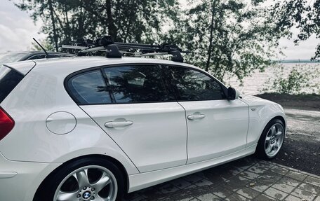 BMW 1 серия, 2011 год, 970 000 рублей, 2 фотография