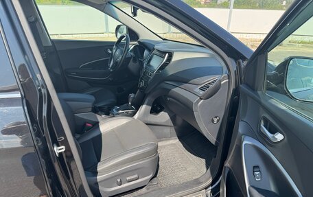 Hyundai Santa Fe III рестайлинг, 2018 год, 2 230 000 рублей, 14 фотография