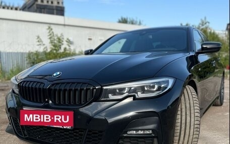 BMW 3 серия, 2019 год, 3 800 000 рублей, 10 фотография